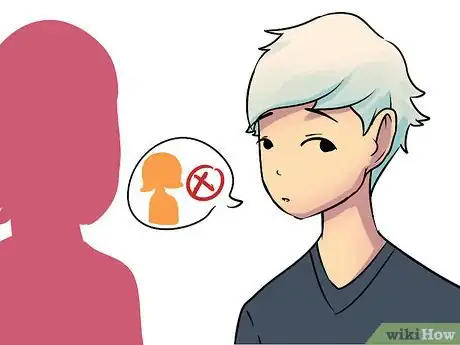 Imagen titulada Get a Good Looking Girl to Notice You Step 18