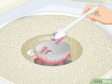 Imagen titulada Melt Aluminum Cans Step 13
