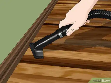 Imagen titulada Kill a Venomous Spider Step 11