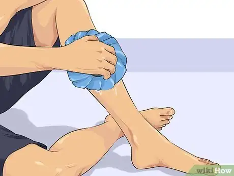 Imagen titulada Diagnose a Torn Calf Muscle Step 9