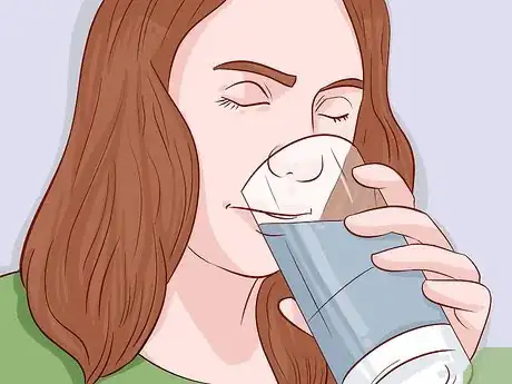 Imagen titulada Apply Wax Strips Step 5