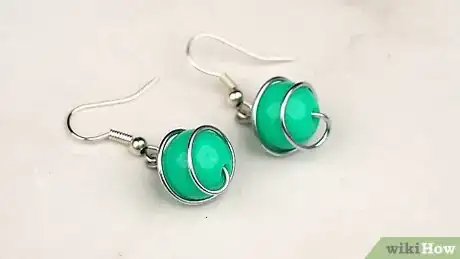 Imagen titulada Make Bead Earrings Step 9
