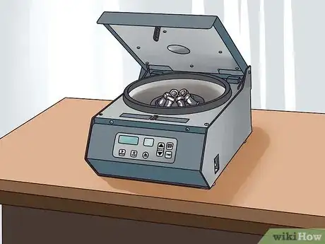 Imagen titulada Use a Centrifuge Step 6
