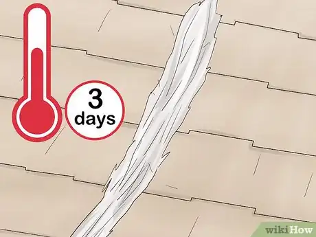 Imagen titulada Apply Fibered Aluminum Roof Coating Step 8