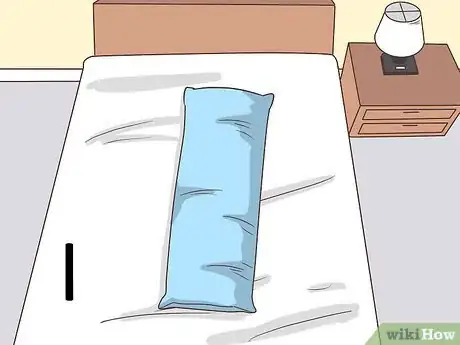 Imagen titulada Use a Pregnancy Pillow Step 5