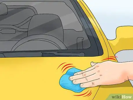 Imagen titulada Get Spray Paint off a Car Step 9
