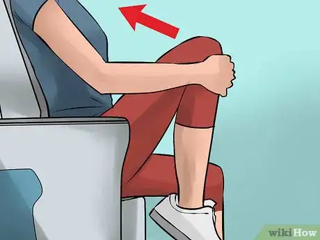 Imagen titulada Stretch After a Long Flight Step 15