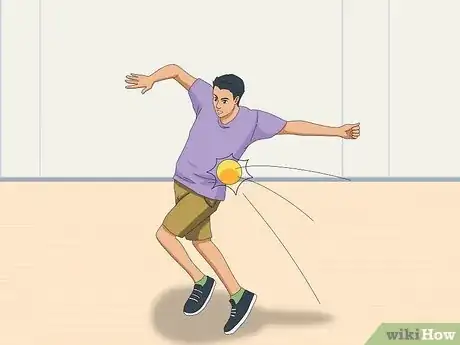 Imagen titulada Be Great at Dodgeball Step 1