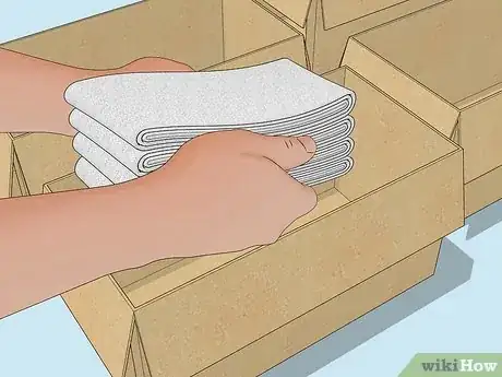 Imagen titulada Make a Cardboard Box Storage System Step 4