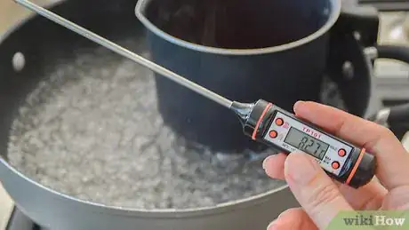 Imagen titulada Make a Candle With Essential Oils Step 5