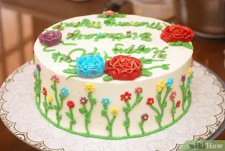 Imagen titulada Decorate Birthday Cakes Intro