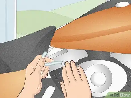 Imagen titulada Clean a Gas Tank Step 1