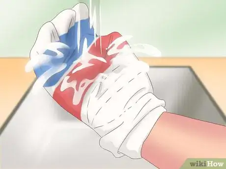 Imagen titulada Recycle Your Socks Step 2