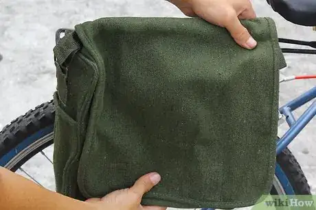 Imagen titulada Make a Bicycle Saddle Bag Step 22