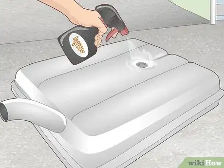 Imagen titulada Clean a Gas Tank Step 9
