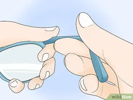 Imagen titulada Stretch Sunglasses Step 11