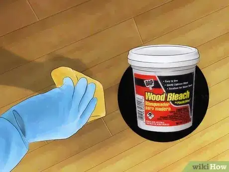 Imagen titulada Get Water Stains Off a Ceiling Step 15