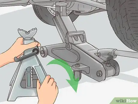 Imagen titulada Paint Brake Calipers Step 16