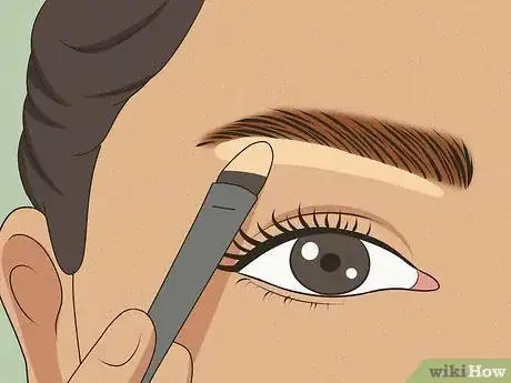 Imagen titulada Create Eyebrow Slits Step 10.jpeg