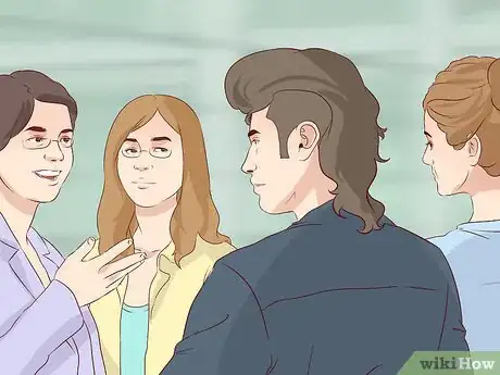 Imagen titulada Slowly Drift Away from a Person Step 11