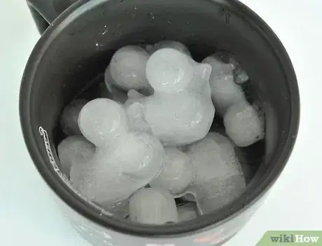 Imagen titulada Make a Liquid Into a Solid Step 4