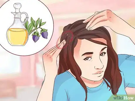 Imagen titulada Take Hair Extensions Out Step 12