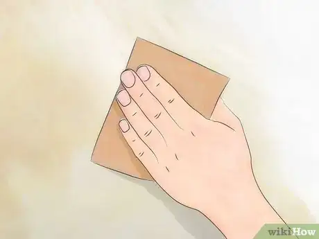 Imagen titulada Get Water Stains Off a Ceiling Step 13