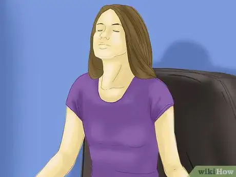 Imagen titulada Fall Asleep at a Sleepover Step 1