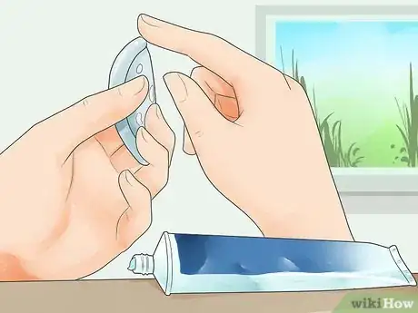 Imagen titulada Insert a Pessary Step 4