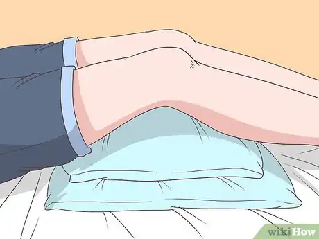 Imagen titulada Sleep After a Cervical Neck Surgery Step 9