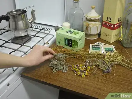 Imagen titulada Make a Decoction Step 1