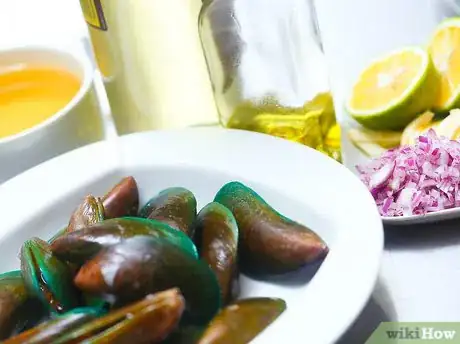 Imagen titulada Cook Mussels Step 4
