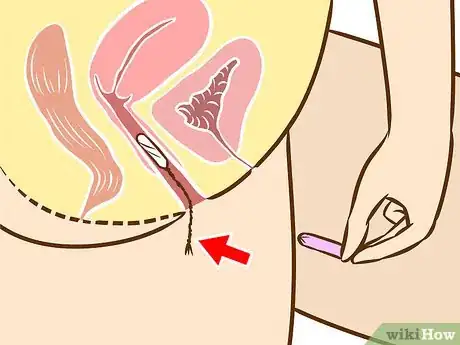 Imagen titulada Not Be Afraid the First Time You Use a Tampon Step 18