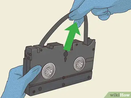 Imagen titulada Clean VHS Tapes Step 12