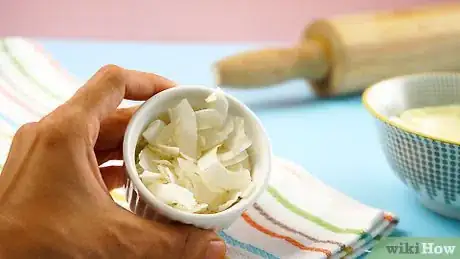Imagen titulada Thicken Frosting Step 10