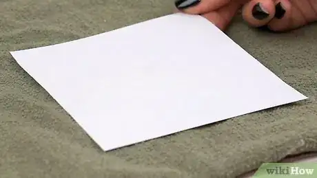Imagen titulada Adhere Paper to Wood Step 16