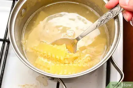 Imagen titulada Make an Easy Chicken Salad Step 2