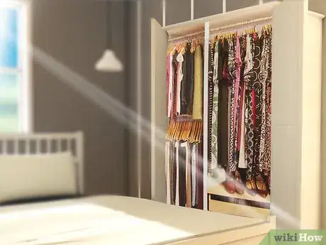 Imagen titulada Affordably Decorate a Small Bedroom Step 2