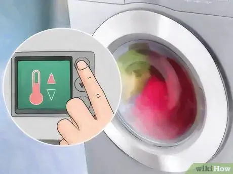 Imagen titulada Kill Fleas and Ticks in Your Home Step 3