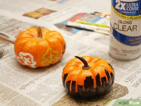 Imagen titulada Paint a Pumpkin Step 8