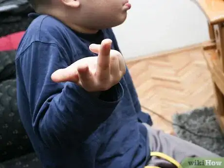 Imagen titulada Be a Child Detective Step 7