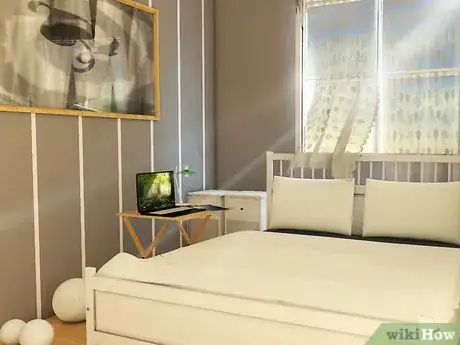Imagen titulada Affordably Decorate a Small Bedroom Step 5