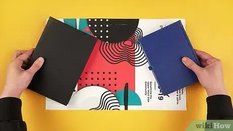 Imagen titulada Fold a Poster Step 6