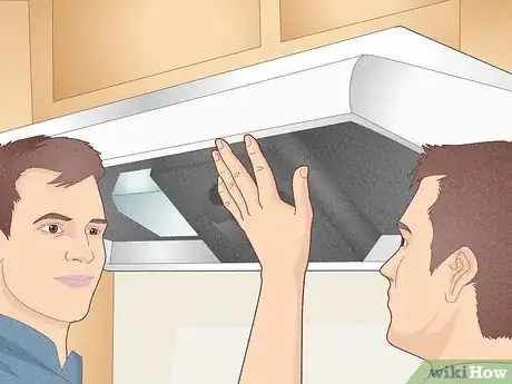 Imagen titulada Remove a Vented Hood Fan Step 10