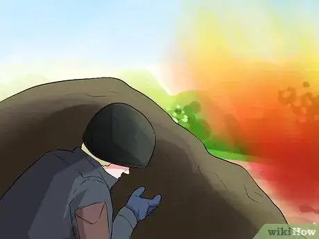 Imagen titulada Throw a Hand Grenade Step 13