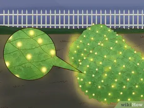 Imagen titulada Hang Christmas Lights Outside Without Nails Step 11