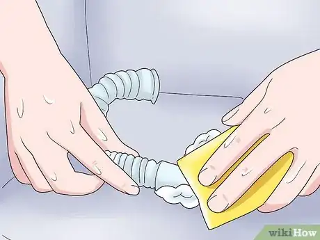 Imagen titulada Use an Incentive Spirometer Step 11