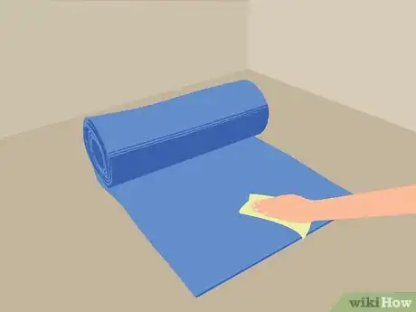 Imagen titulada Sanitize Gym Equipment Step 8