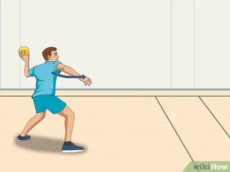 Imagen titulada Be Great at Dodgeball Step 5