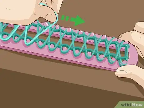 Imagen titulada Knit a Blanket on a Loom Step 11.jpeg